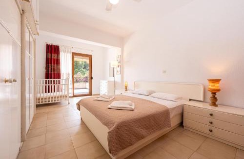 Nea Skioni Villa | Palm Tree Villa