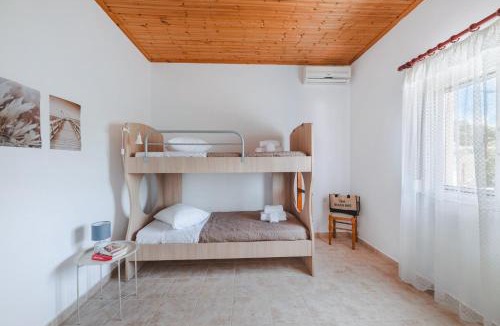 Pyrgos Apartment | To Pournari Beachside Garden House - Happy Rentals