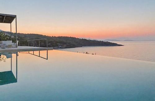 Evgiros Villa | Villa Oneiro Exclusive Escape With Private Pontoon & Luxe Amenities