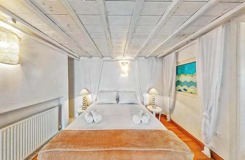 Fanari Villa | Luxury Mykonos Villa Sunkissed Villa Private Pool Kastro