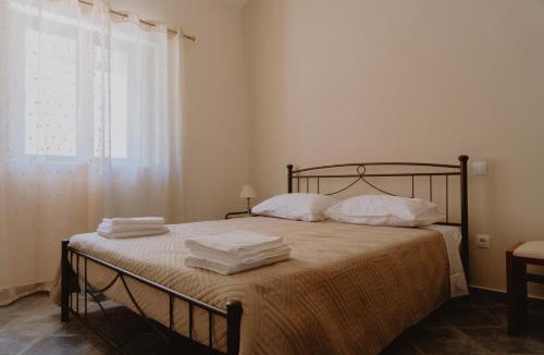 Paralia Porovitsis Apartment | Platanos View