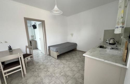 Psalidi Apartment | Yiannis Apartments and Studios