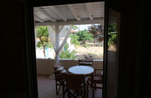 Eresos-Antissa House | Eressoinos House - only 150 meters from the beach