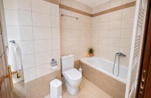 Polygyros Villa | Lirtzis Deluxe Villa