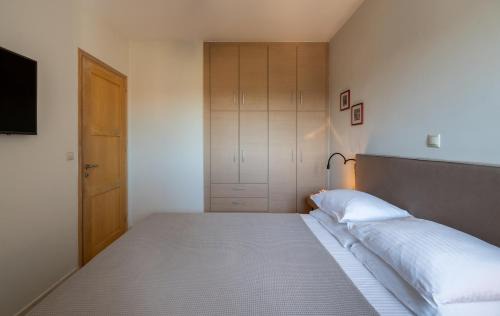 Nea Tirintha Apartment | Anassia Villas
