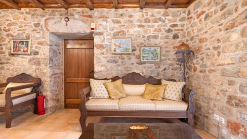 Omales Apartment | Castello di Haria