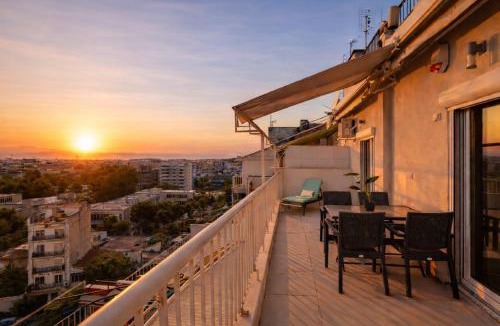 Vardaris Apartment | Modern & Brand New Apartment with Large Balcony - 1 Min to Metro