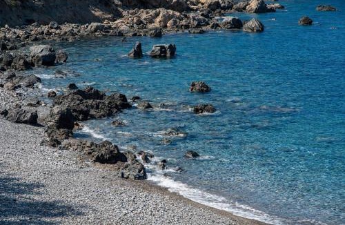 Kardamyla Apartment | Agali Beach Apartments Seaside Stay in Chios