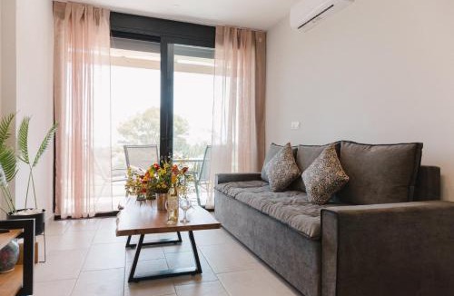 Episkopos Apartment | Ariti Luxury Apartment