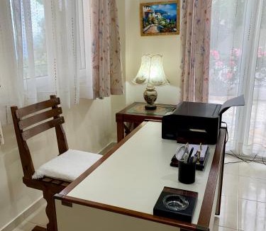 Ratzakli Villa | Villa Evita