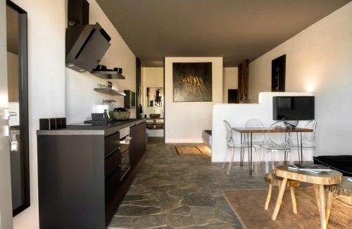 Ano Mera Apartment | Mykonos Dot Art Homes