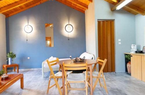 Omales Apartment | Mani Tigani View Studio