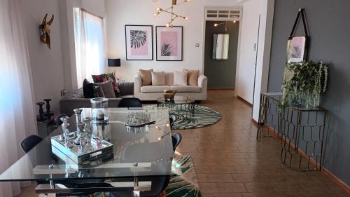 Ioannina Apartment | Luxury apartment Vol 1 with 3 bedrooms close to the lake