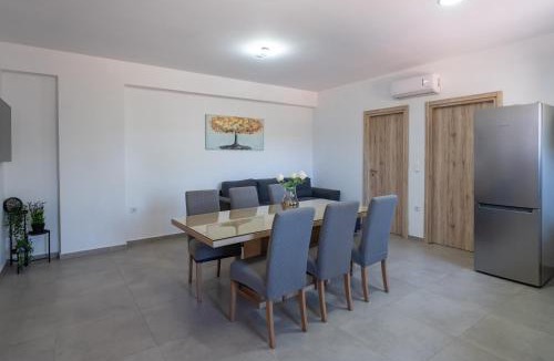 Malevizi House | Gazi Nature Retreat