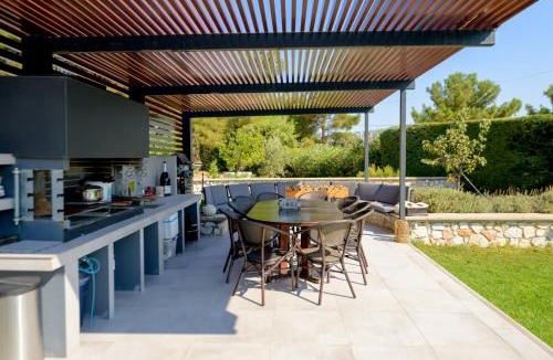 Neapoli Villa | Mytilini luxury pool VILLA AMIKA