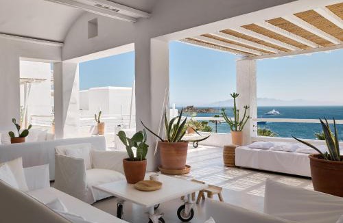 Platis Gialos Resort | Mykonos Blu, a Resort to Live