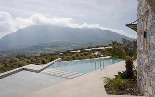 Agios Vasileios Villa | Neromai Cave Luxury Villas