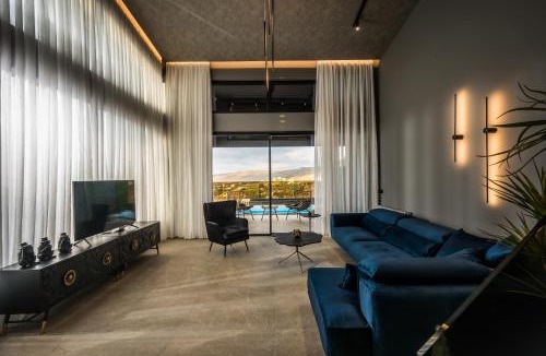 Vathianos Kampos Villa | Villa Lia ,4 bedroom with Private Pool & Sea View