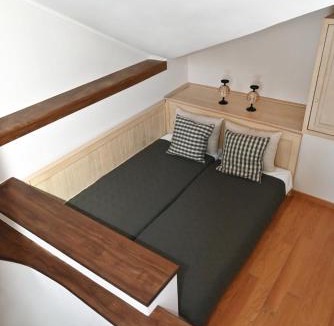 Vessa Hotel | Petrino Villa Ianthe