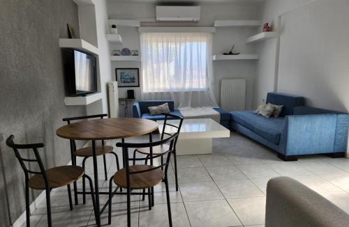 Gazi Apartment | Sarri Holiday Home