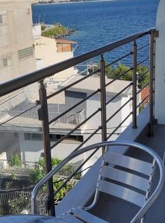 Neos Marmaras Apartment | Agapaki Studios