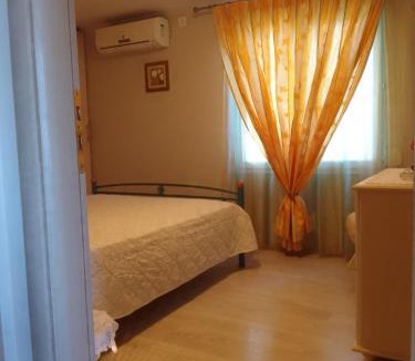 Achinos House | Eloise