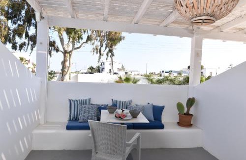 Perivolos Apartment | Aegeeis