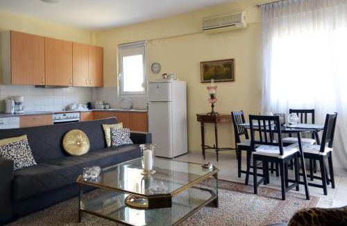 Kalamaria Apartment | Delmare Dion apartment