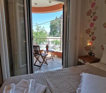 Alepou House | KEY POINT Town House