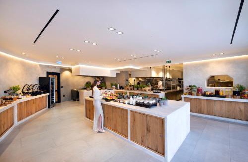 Paradise Hotel | Tropicana Suites & Villas Mykonos