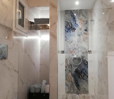Trikala Apartment | Come to K A M House 2 - Σουίτα Ημιυπογείου