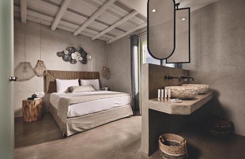 Apollonia House | Noon Beyond Accommodation