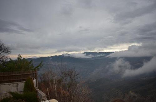 Synikia Mesi Trikalon Villa | Trikala's Panoramic View Villa