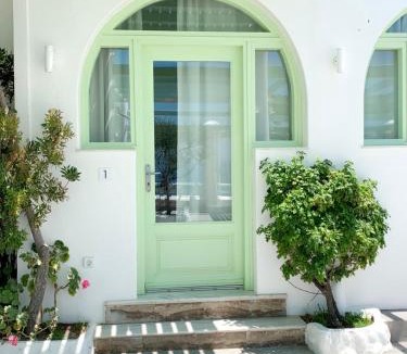 Megalochori Apartment | The Cliff Reflections - Adults Only