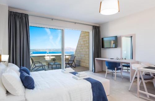 Plaka Apartment | Sun and Sea Plus Resort