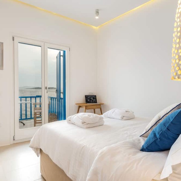 Bluetopia Suites in Mykonos