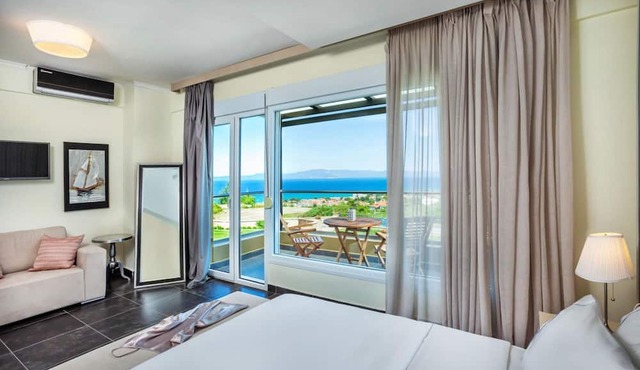 Sunny Villa Grande in Kassandra in Kassandra