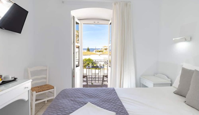 Achilleas Pension in Hydra