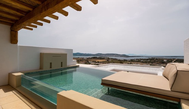 Utopia Suites by Anna Platanou - Adults only in Paros