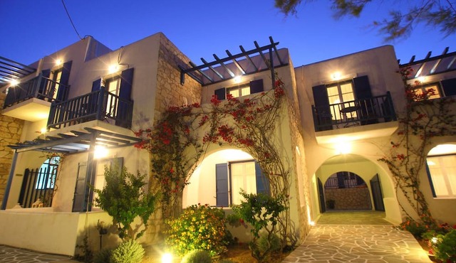 Paros Inn Seafront by GHH in Paros