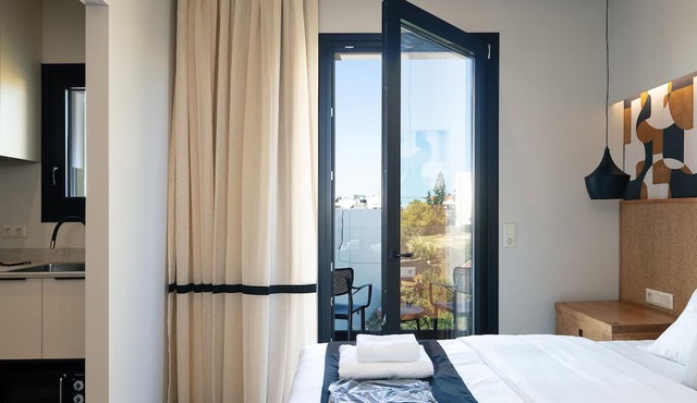 Chapter 02 Gallery Suites in Heraklion