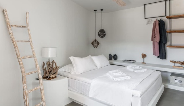 Zetine Suites Sikinos in Sikinos