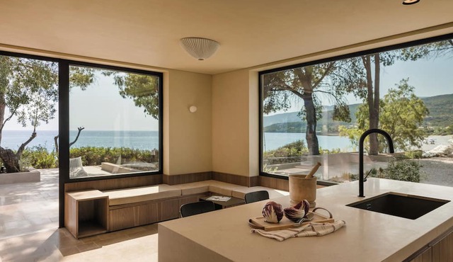 Home By the Sea in West Mani