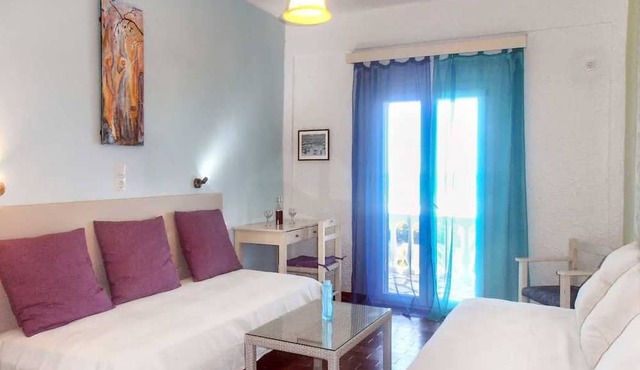Elli Beach Apartments and Studios in Corfu