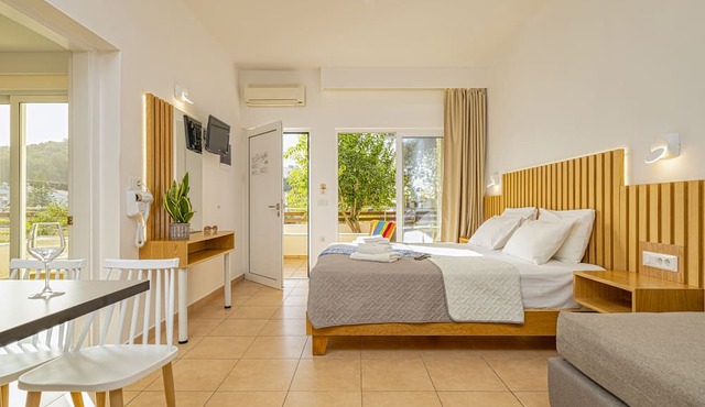 Theos village apartments in Chania