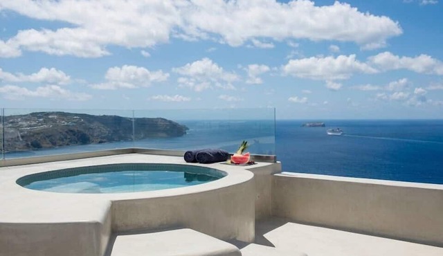 Caldera's Dolphin Suites in Santorini