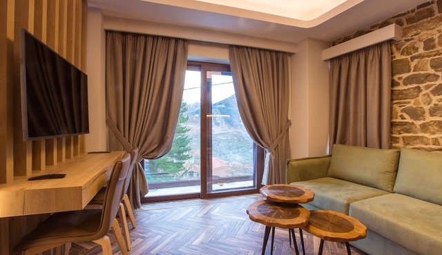 Adryades Luxury Apartments in Metsovo
