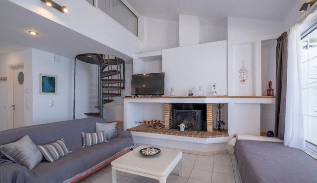 Waterfront loft apartment with sea view blacony in Kiveri