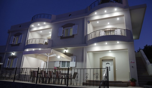 Kamelia Villa with private pool, BBQ, playground, surrounded by nature! in Rethymno
