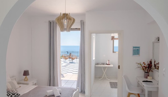 Pefkides Aegina Apartments in Aegina